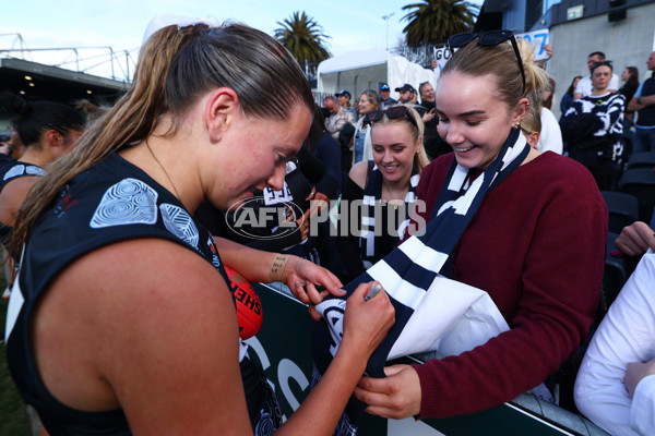 AFLW 2025 Round 04 - Carlton v Western Bulldogs - A-62290198