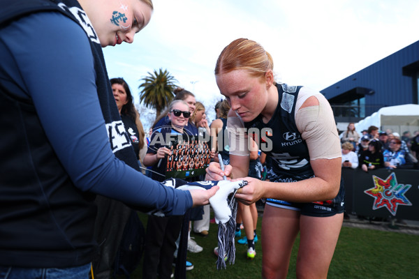 AFLW 2025 Round 04 - Carlton v Western Bulldogs - A-62291167