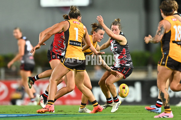 AFLW 2025 Round 04 - Hawthorn v Euro-Yroke - A-62291232