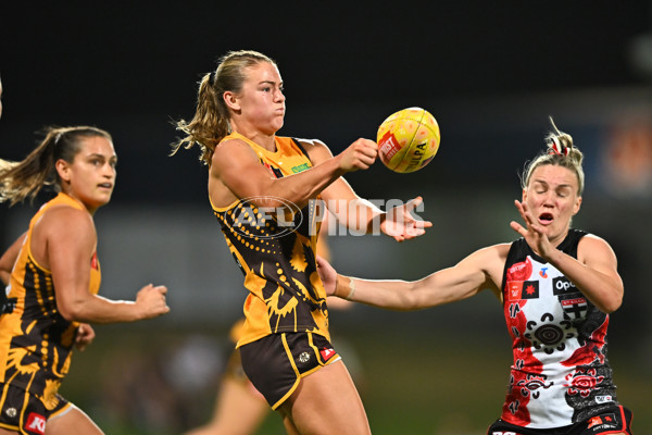 AFLW 2025 Round 04 - Hawthorn v Euro-Yroke - A-62301164