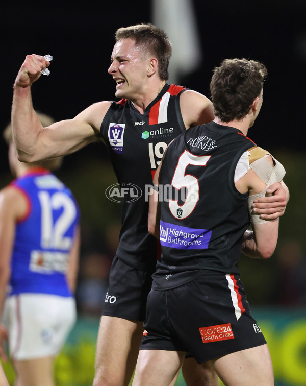 VFL 2025 First Semi Final - Frankston v Casey Demons - A-62306251
