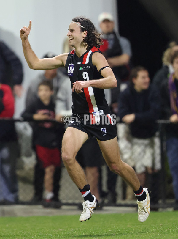 VFL 2025 First Semi Final - Frankston v Casey Demons - A-62313915