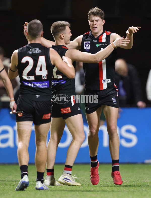 VFL 2025 First Semi Final - Frankston v Casey Demons - A-62316518
