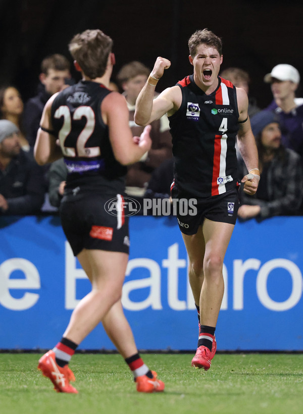 VFL 2025 First Semi Final - Frankston v Casey Demons - A-62316522