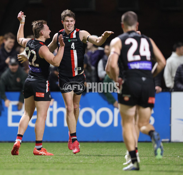VFL 2025 First Semi Final - Frankston v Casey Demons - A-62316820
