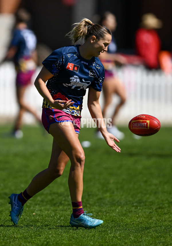 AFLW 2025 Round 04 - Kuwarna v Brisbane - A-62319116
