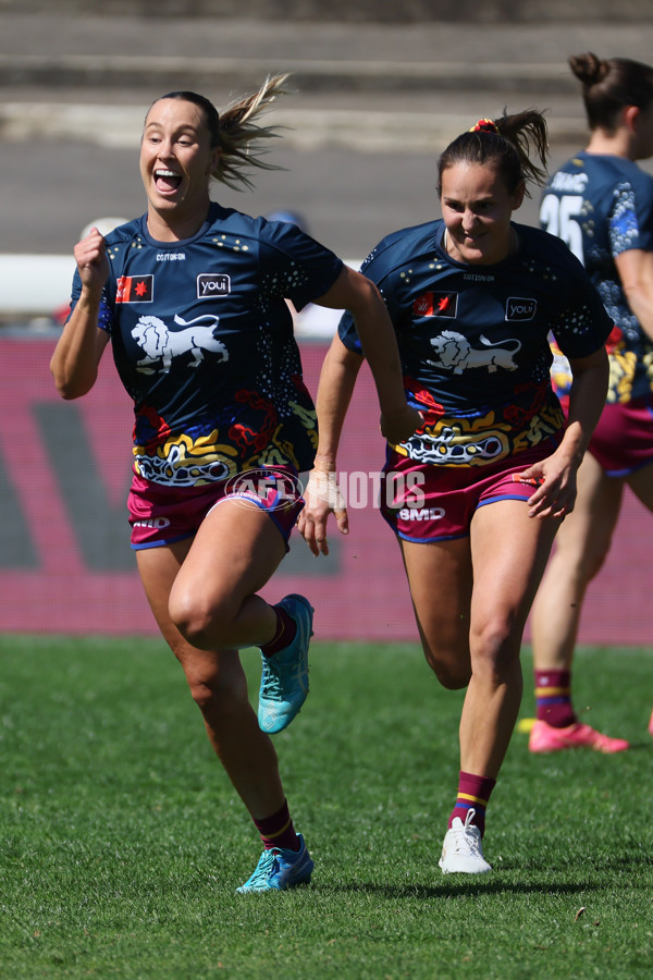 AFLW 2025 Round 04 - Kuwarna v Brisbane - A-62319779