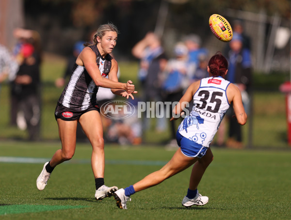 AFLW 2025 Round 04 - North Melbourne v Collingwood - A-62328859