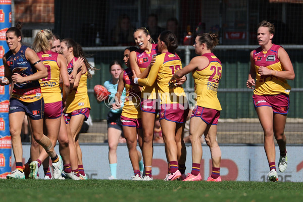 AFLW 2025 Round 04 - Kuwarna v Brisbane - A-62328877
