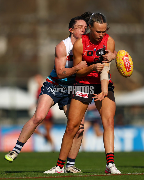 AFLW 2025 Round 04 - Essendon v Geelong - A-62328911