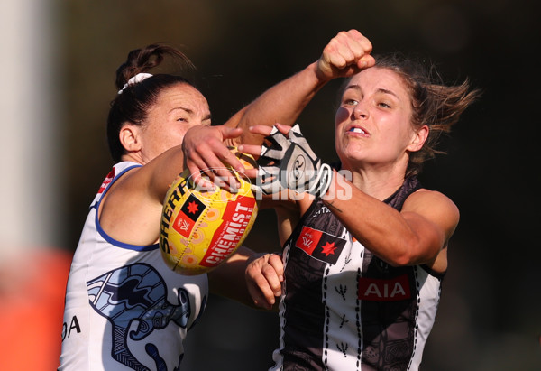 AFLW 2025 Round 04 - North Melbourne v Collingwood - A-62332264