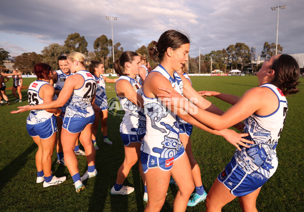 AFLW 2025 Round 04 - North Melbourne v Collingwood - A-62334959