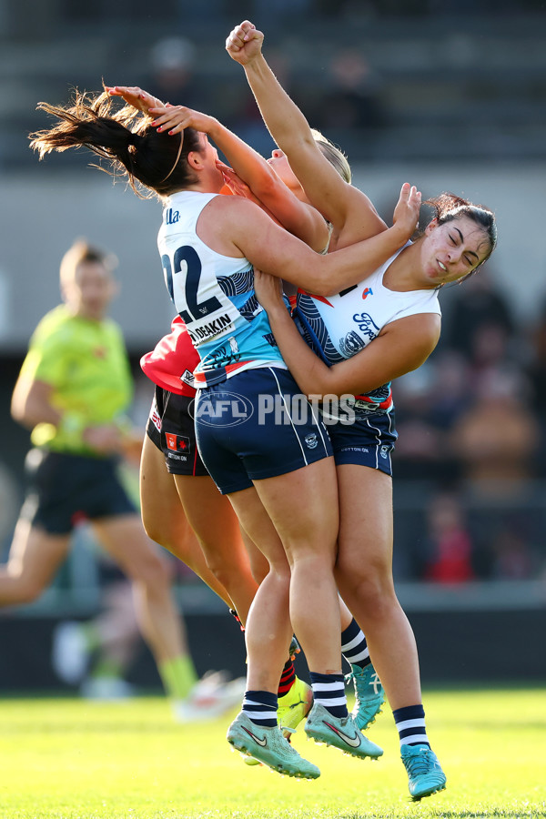 AFLW 2025 Round 04 - Essendon v Geelong - A-62338970