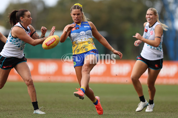 AFLW 2025 Round 04 - Waalitj Marawar v Yartapuulti - A-62339007
