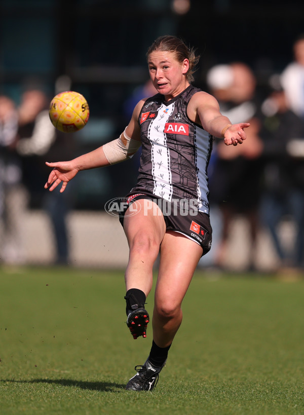 AFLW 2025 Round 04 - North Melbourne v Collingwood - A-62341322