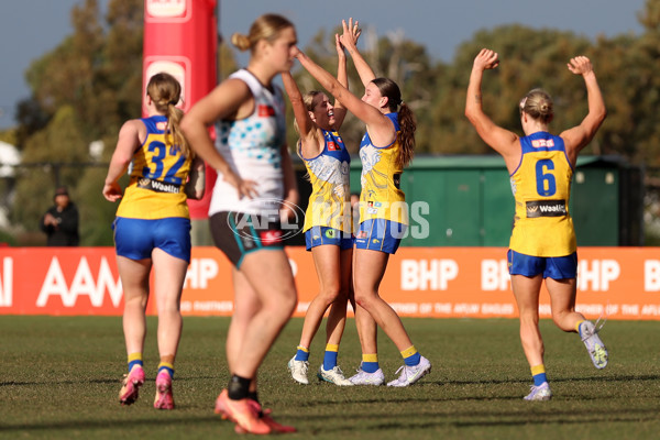 AFLW 2025 Round 04 - Waalitj Marawar v Yartapuulti - A-62342986