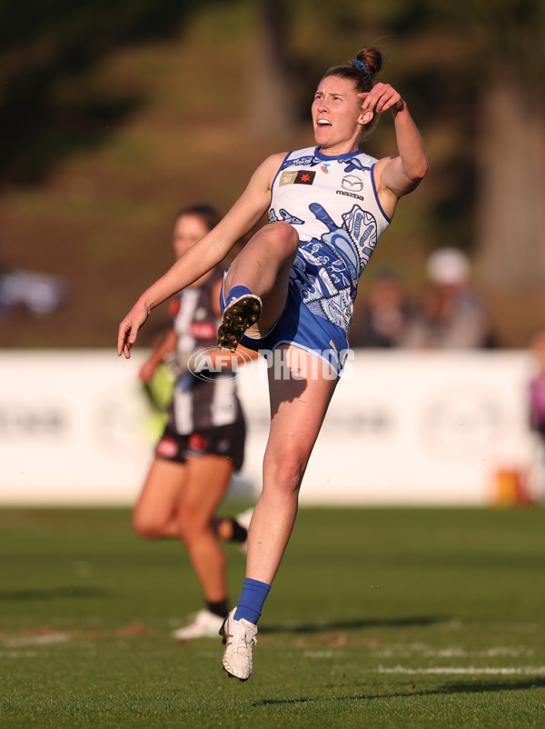 AFLW 2025 Round 04 - North Melbourne v Collingwood - A-62344710
