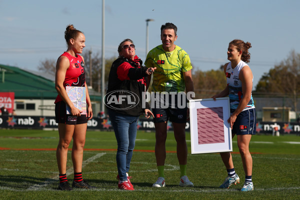AFLW 2025 Round 04 - Essendon v Geelong - A-62346275