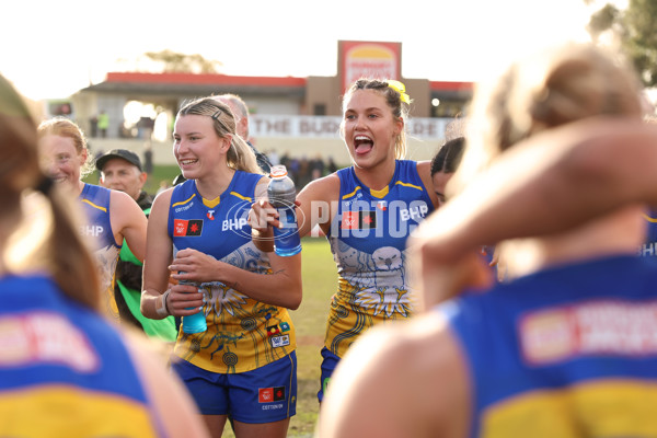 AFLW 2025 Round 04 - Waalitj Marawar v Yartapuulti - A-62348110
