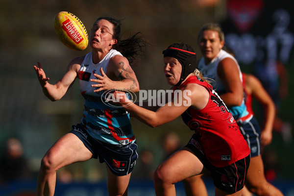 AFLW 2025 Round 04 - Essendon v Geelong - A-62349856