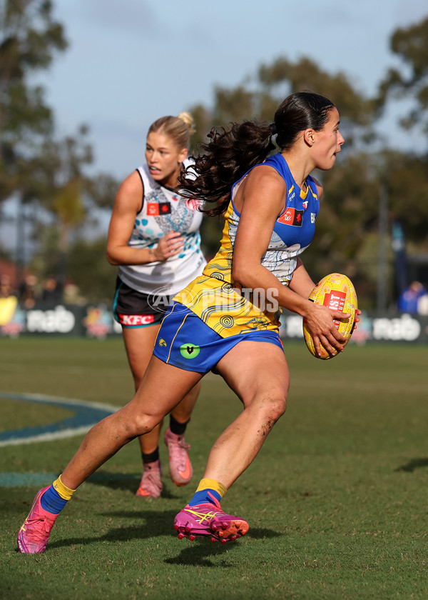 AFLW 2025 Round 04 - Waalitj Marawar v Yartapuulti - A-62351588