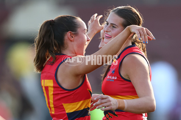 AFLW 2025 Round 05 - Hawthorn v Adelaide - A-62820833