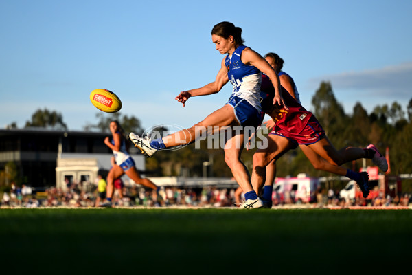 AFLW 2025 Round 05 - Brisbane v North Melbourne - A-62823370