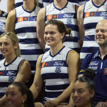 AFLW 2025 Media - Geelong Team Photo Day